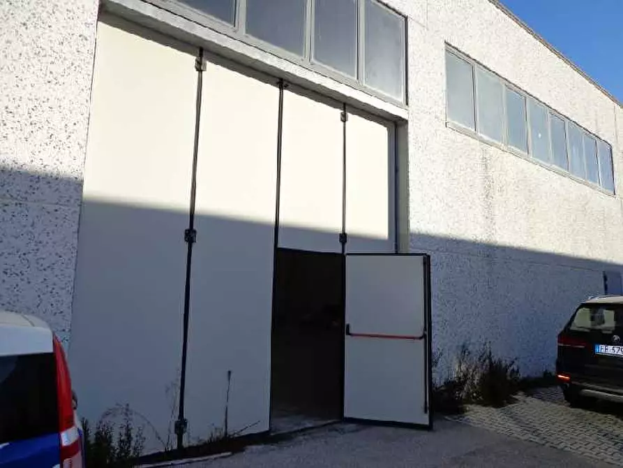 Immagine 3 di Capannone industriale in vendita  a Fucecchio