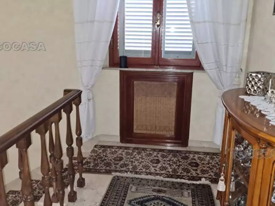 Immagine 3 di Villa in vendita  a Fucecchio