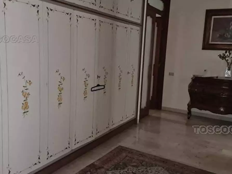 Immagine 5 di Villa in vendita  a Fucecchio