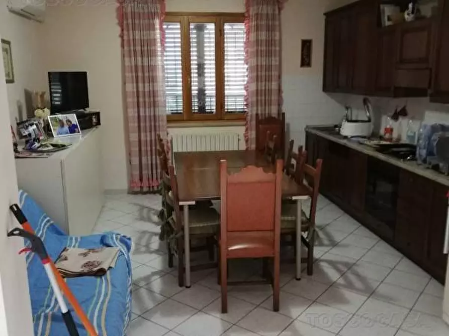 Immagine 5 di Villa in vendita  a Montopoli In Val D'arno
