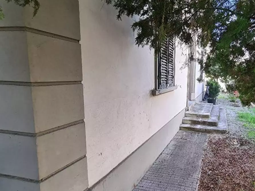 Immagine 1 di Villa in vendita  a Cerreto Guidi