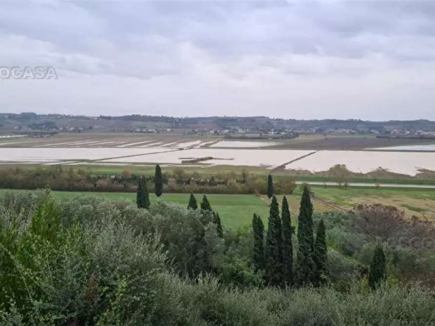 Immagine 1 di Villa in vendita  a Fucecchio