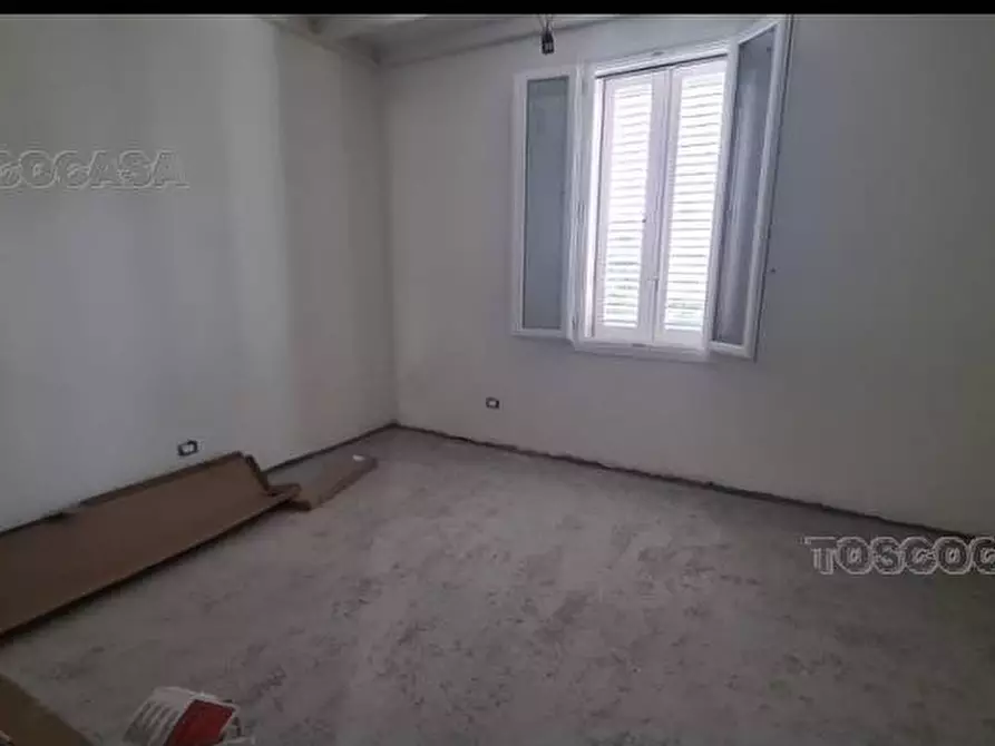 Immagine 4 di Villa in vendita  a Fucecchio