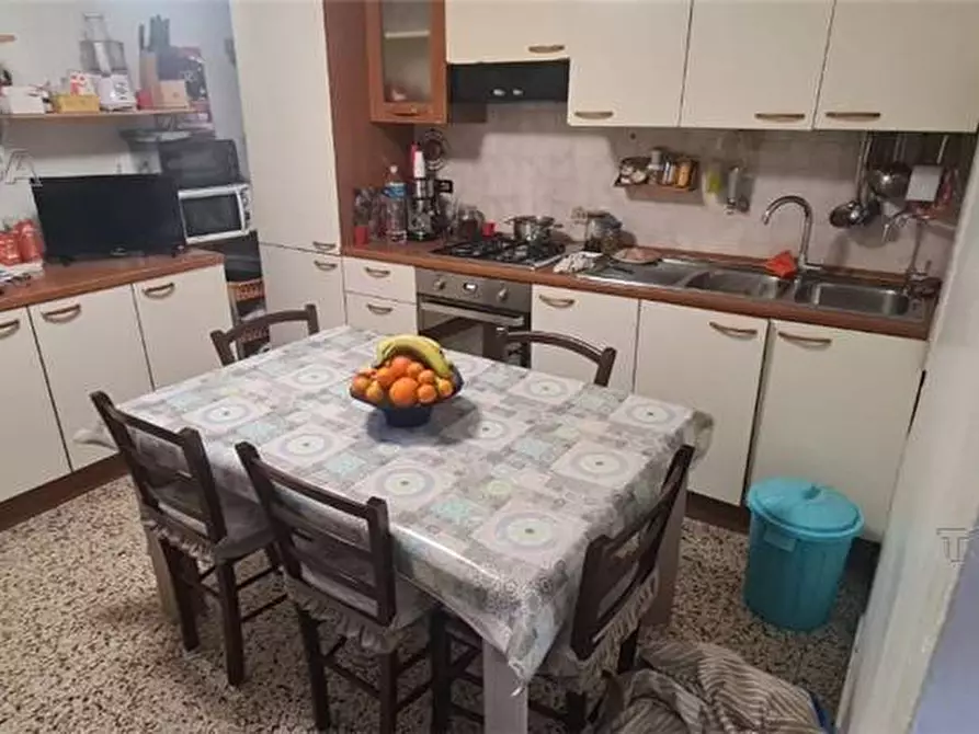 Immagine 2 di Appartamento in vendita  a Fucecchio