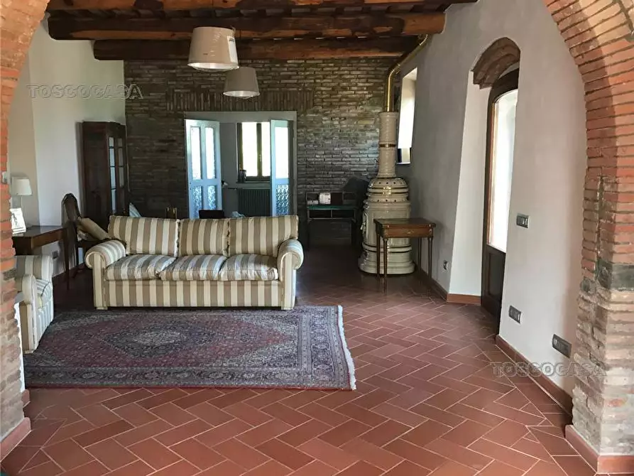 Immagine 2 di Villa in vendita  a Fucecchio