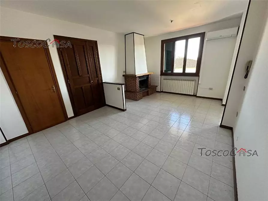 Immagine 1 di Appartamento in vendita  a Fucecchio