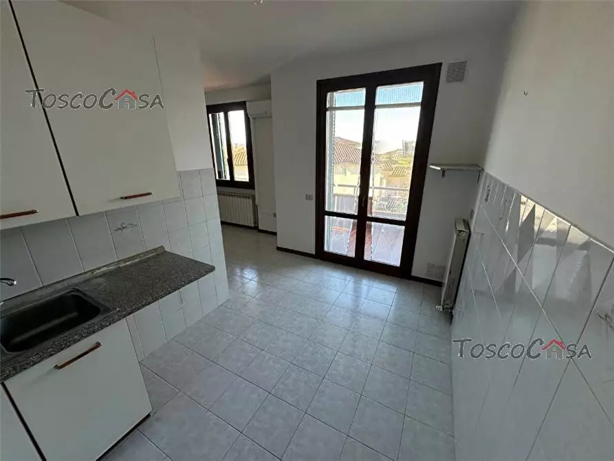 Immagine 4 di Appartamento in vendita  a Fucecchio