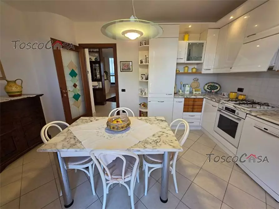Immagine 4 di Porzione di casa in vendita  a Fucecchio