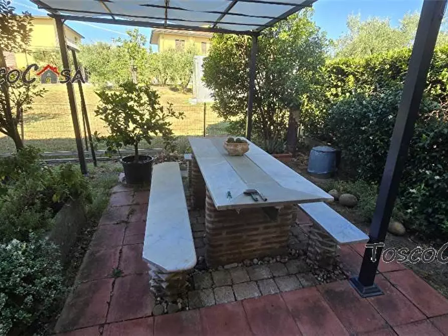 Immagine 2 di Porzione di casa in vendita  a Fucecchio