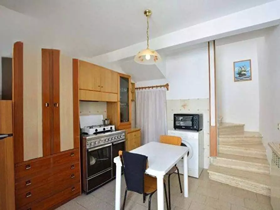 Immagine 2 di Porzione di casa in vendita  a Fucecchio