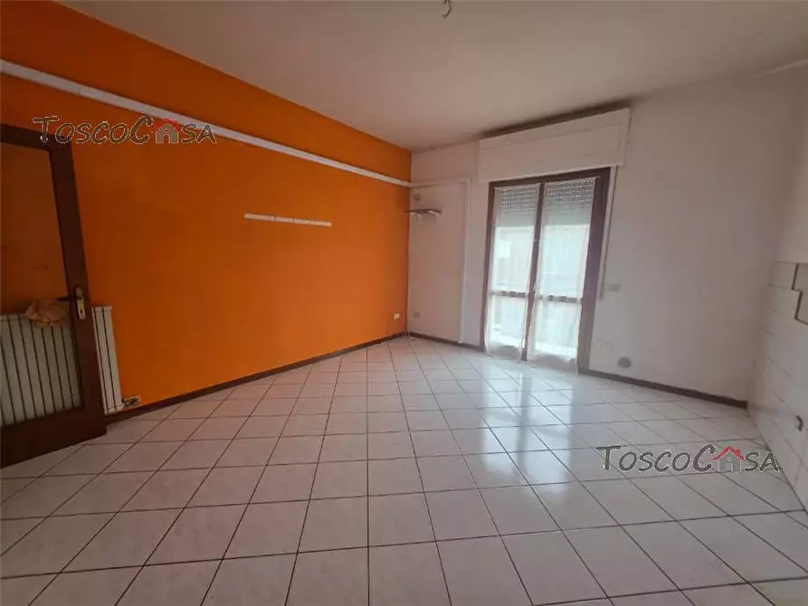 Immagine 2 di Appartamento in vendita  a Santa Croce Sull'arno