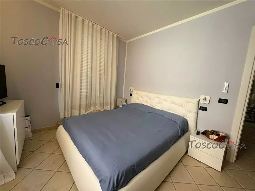 Immagine 5 di Appartamento in vendita  a Camaiore