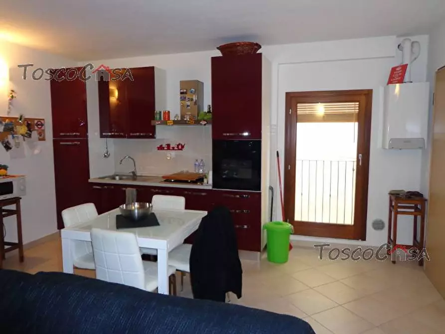 Immagine 2 di Appartamento in vendita  a Fucecchio
