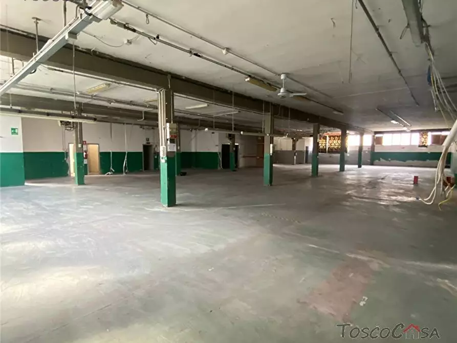 Immagine 3 di Capannone industriale in affitto  a Fucecchio
