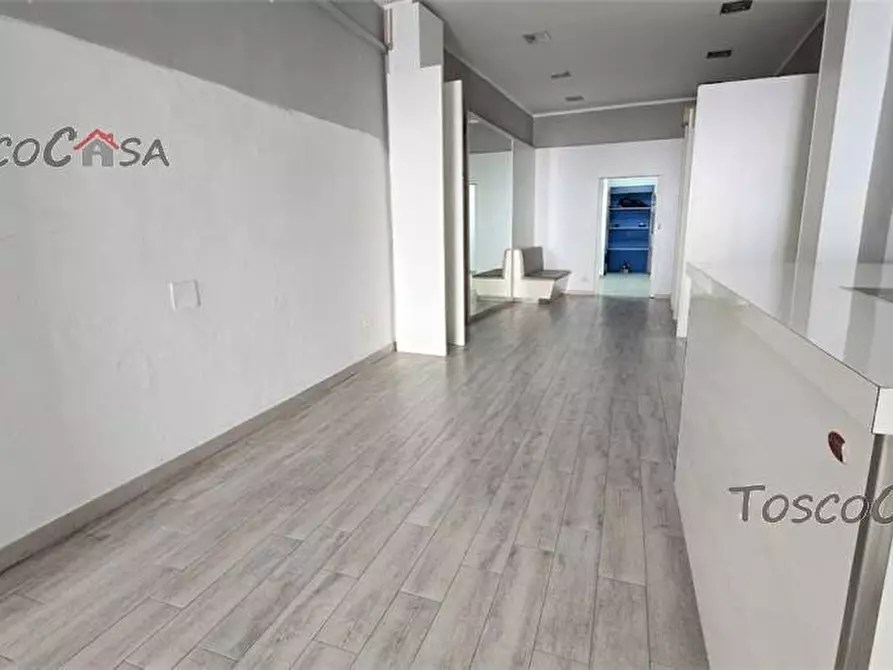 Immagine 3 di Attività commerciale in affitto  a Fucecchio