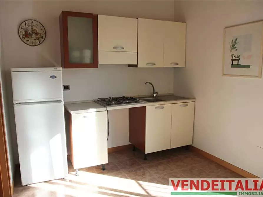Immagine 9 di Appartamento in vendita  in Via Vallardi a Appiano Gentile