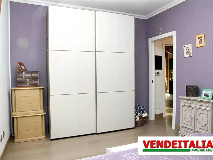 Immagine 7 di Appartamento in vendita  in Via rossini a Guanzate