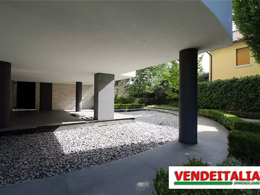 Immagine 10 di Appartamento in vendita  a Fino Mornasco