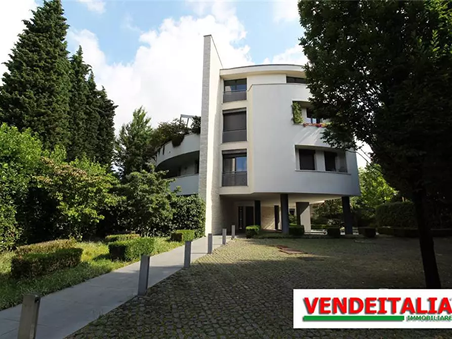 Immagine 8 di Appartamento in vendita  a Fino Mornasco