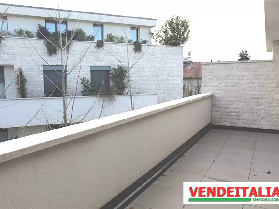 Immagine 2 di Appartamento in vendita  a Fino Mornasco
