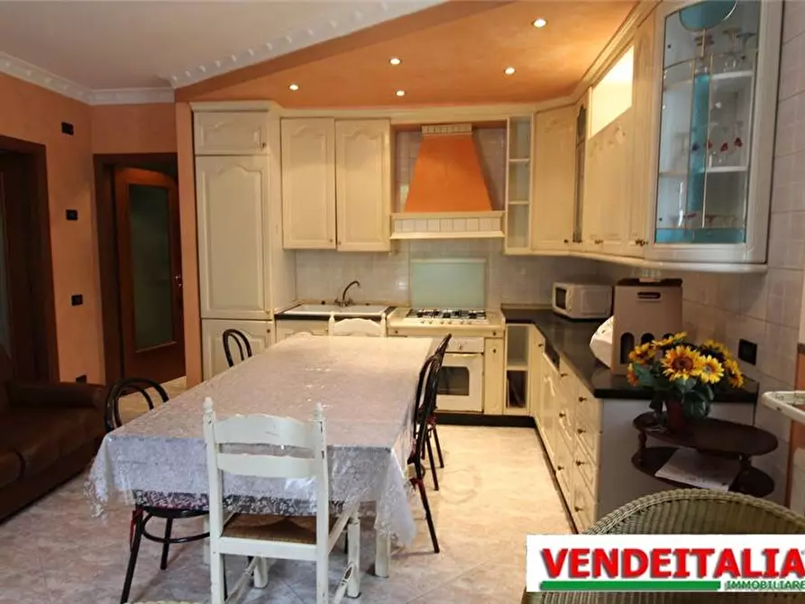 Immagine 4 di Appartamento in vendita  in Via Napoleona Alta a Como