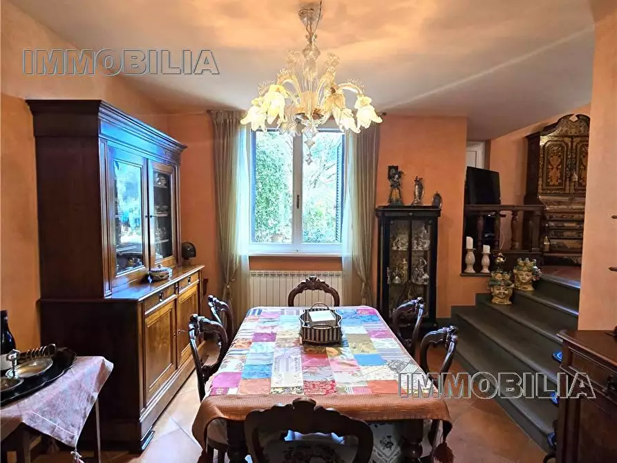 Immagine 16 di Porzione di casa in vendita  a Arezzo