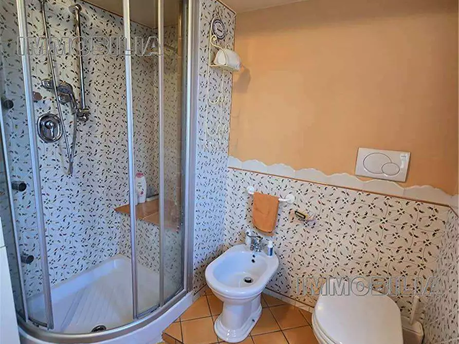 Immagine 23 di Porzione di casa in vendita  a Arezzo