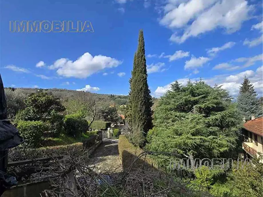 Immagine 29 di Porzione di casa in vendita  a Arezzo
