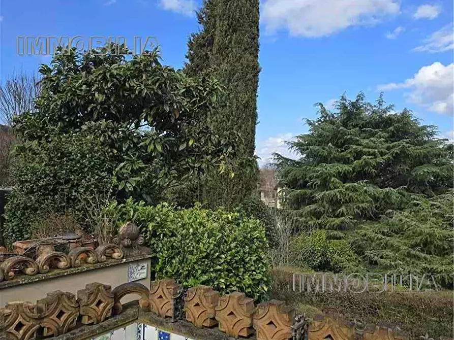 Immagine 31 di Porzione di casa in vendita  a Arezzo
