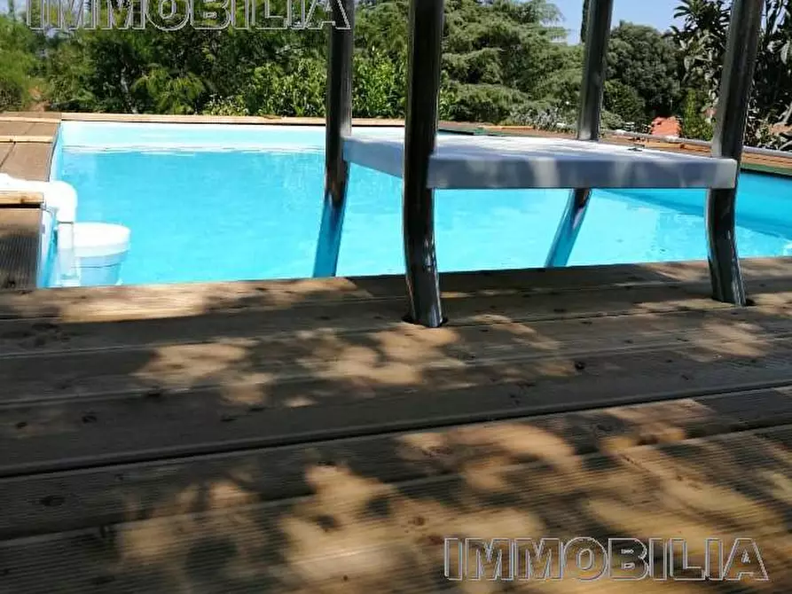 Immagine 33 di Porzione di casa in vendita  a Arezzo