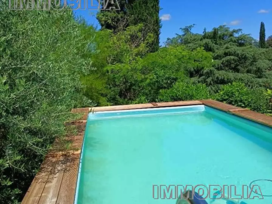 Immagine 34 di Porzione di casa in vendita  a Arezzo