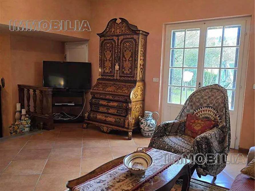 Immagine 8 di Porzione di casa in vendita  a Arezzo