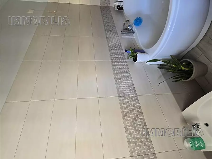 Immagine 15 di Porzione di casa in vendita  a Sansepolcro