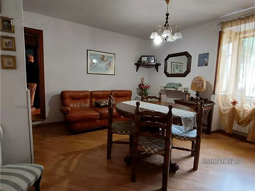Immagine 3 di Porzione di casa in vendita  a Monterchi