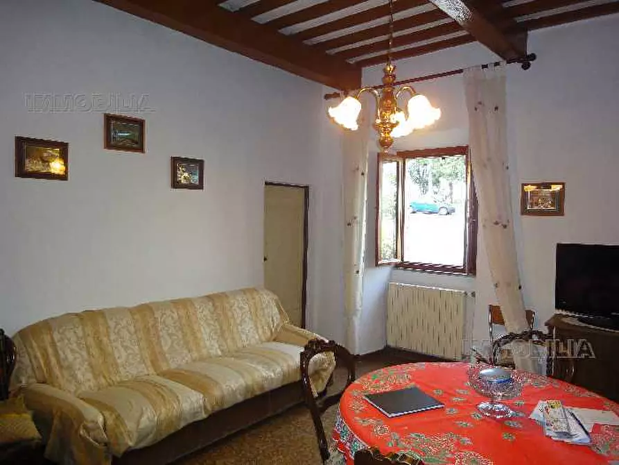 Immagine 1 di Villa in vendita  a Monte Santa Maria Tiberina
