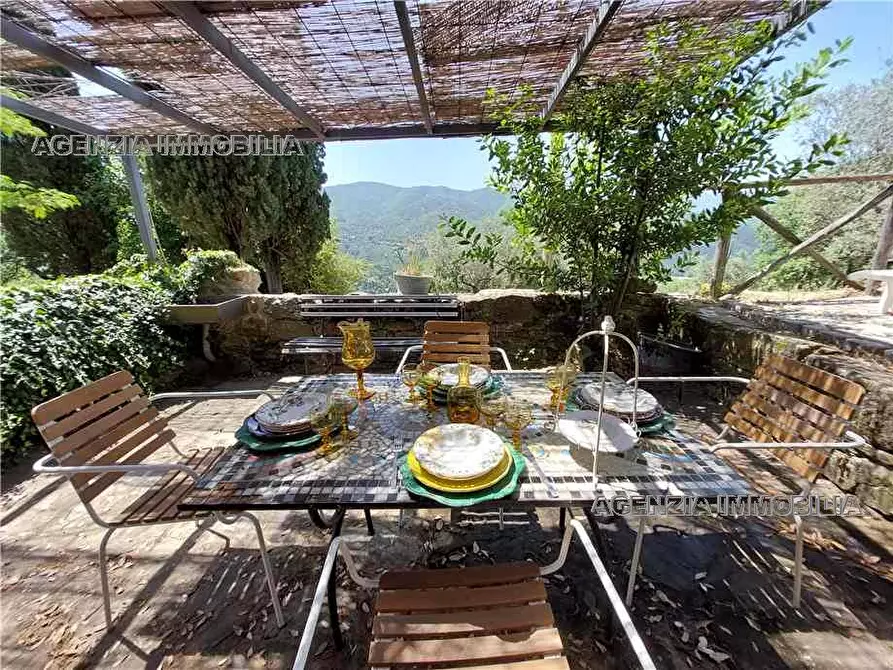 Immagine 6 di Rustico / casale in vendita  a Arezzo