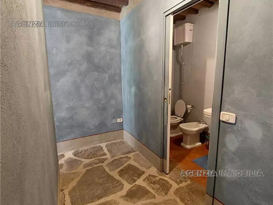 Immagine 9 di Appartamento in vendita  a Anghiari