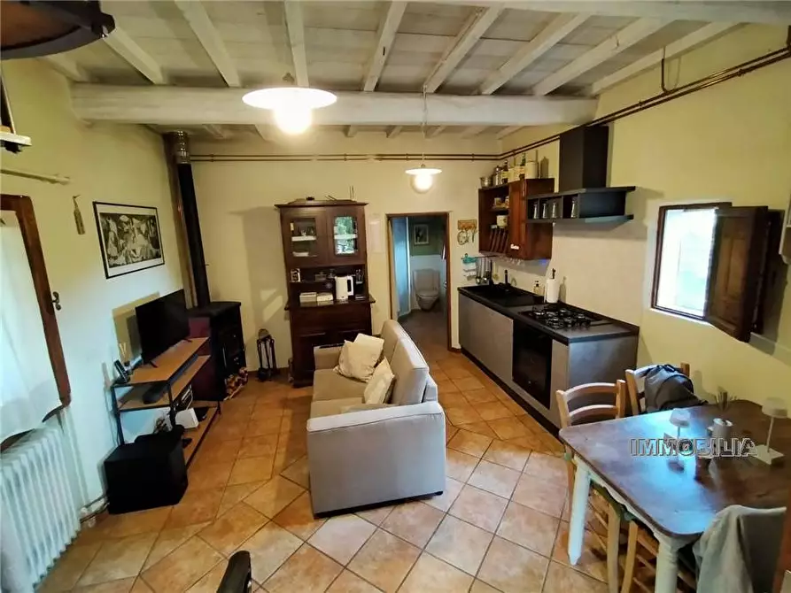 Immagine 11 di Rustico / casale in vendita  a Monterchi