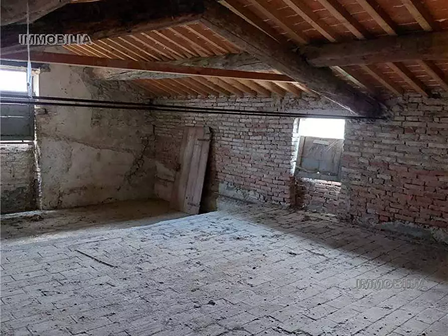 Immagine 4 di Rustico / casale in vendita  a Citerna