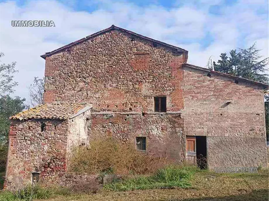 Immagine 5 di Rustico / casale in vendita  a Citerna