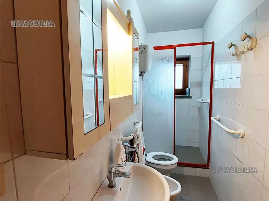 Immagine 10 di Villa in vendita  a Città Di Castello