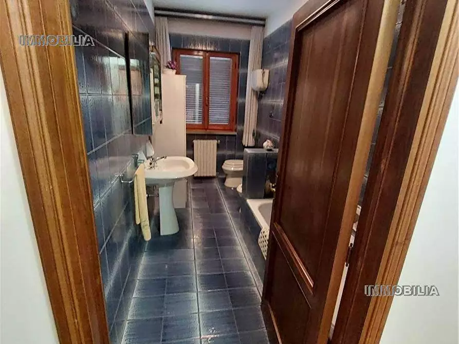 Immagine 6 di Villa in vendita  a Città Di Castello