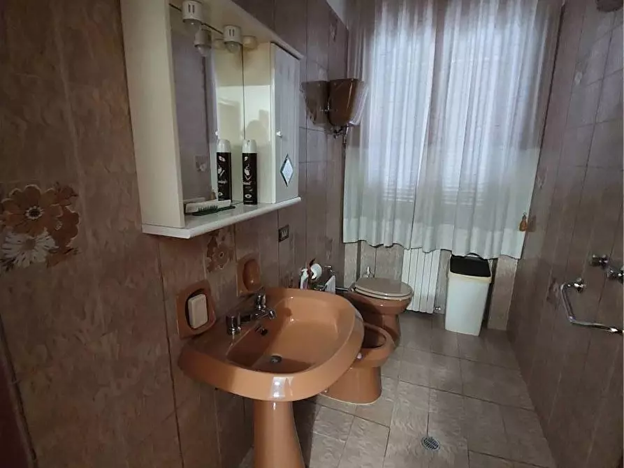 Immagine 9 di Villa in vendita  a Città Di Castello