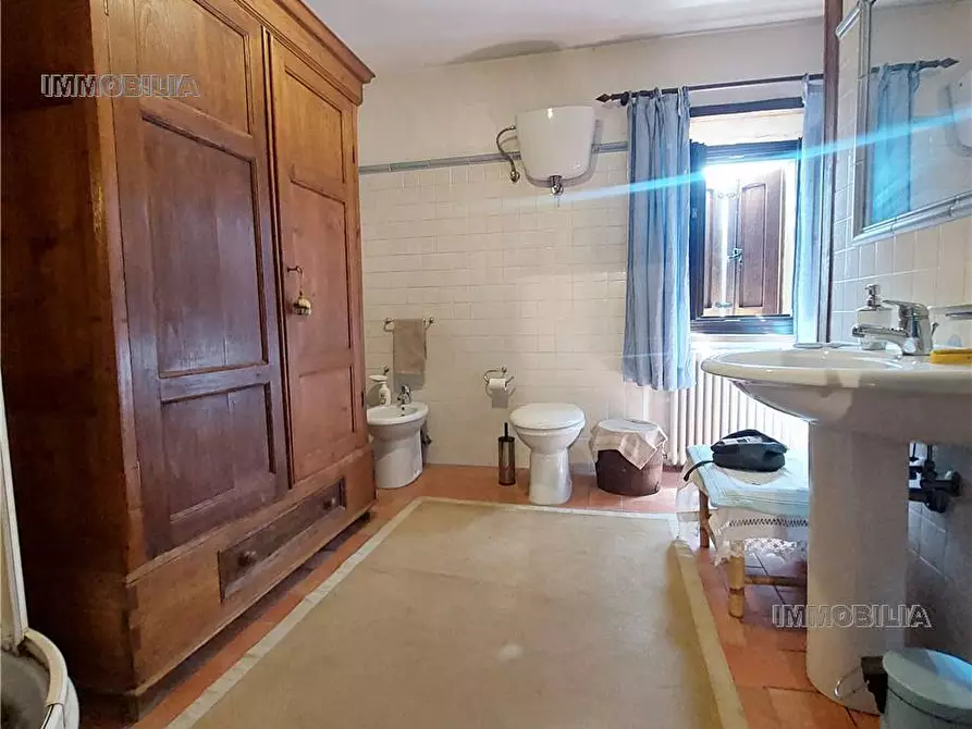 Immagine 11 di Rustico / casale in vendita  a Caprese Michelangelo