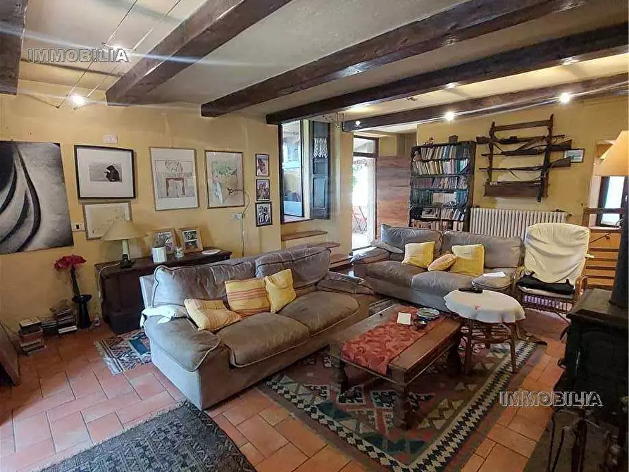 Immagine 7 di Rustico / casale in vendita  a Caprese Michelangelo