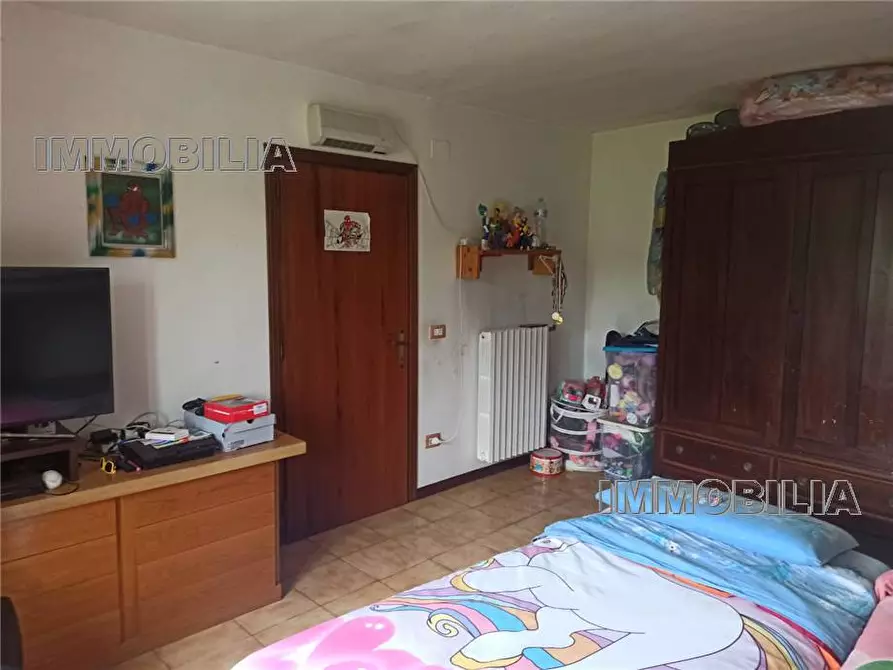 Immagine 10 di Porzione di casa in vendita  a Citerna