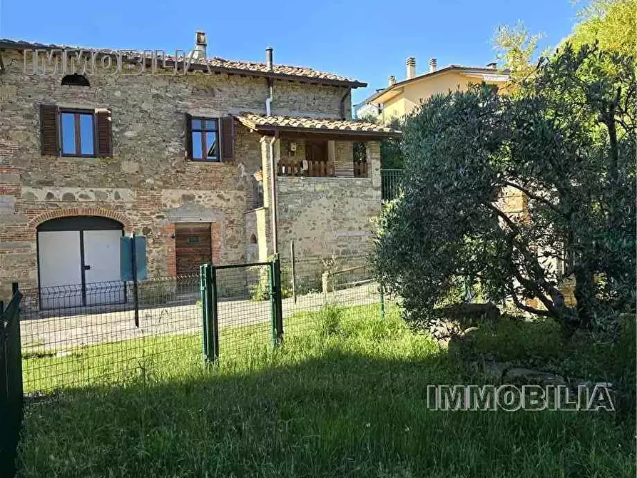 Immagine 1 di Porzione di casa in vendita  a Sansepolcro