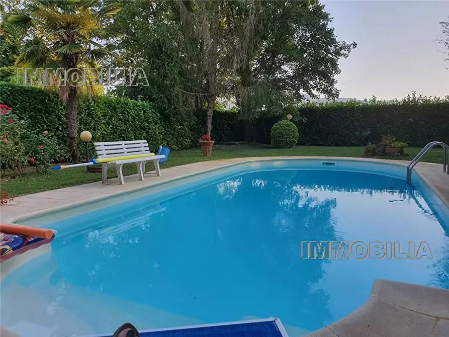 Immagine 31 di Villa in vendita  a Monterchi
