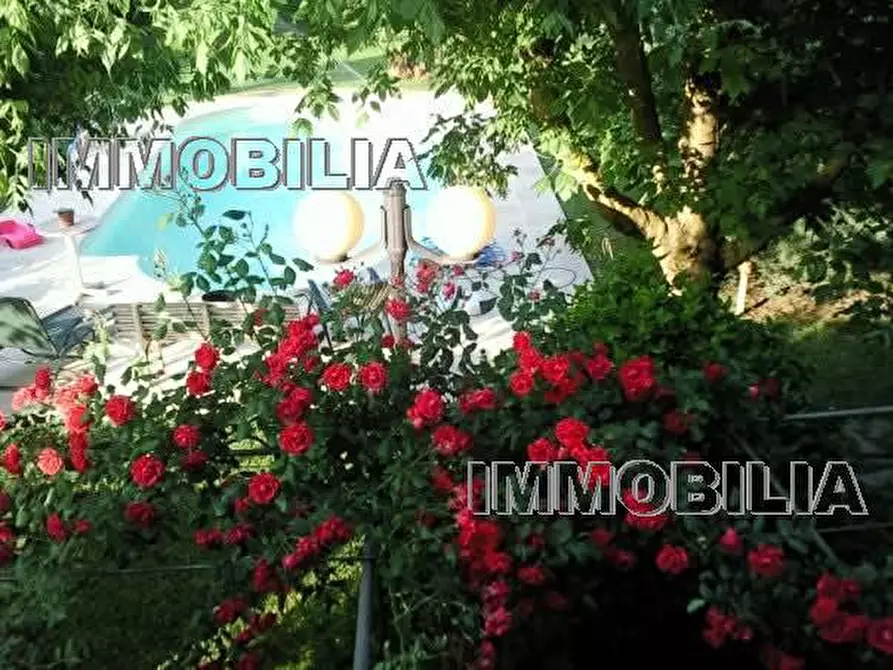 Immagine 32 di Villa in vendita  a Monterchi
