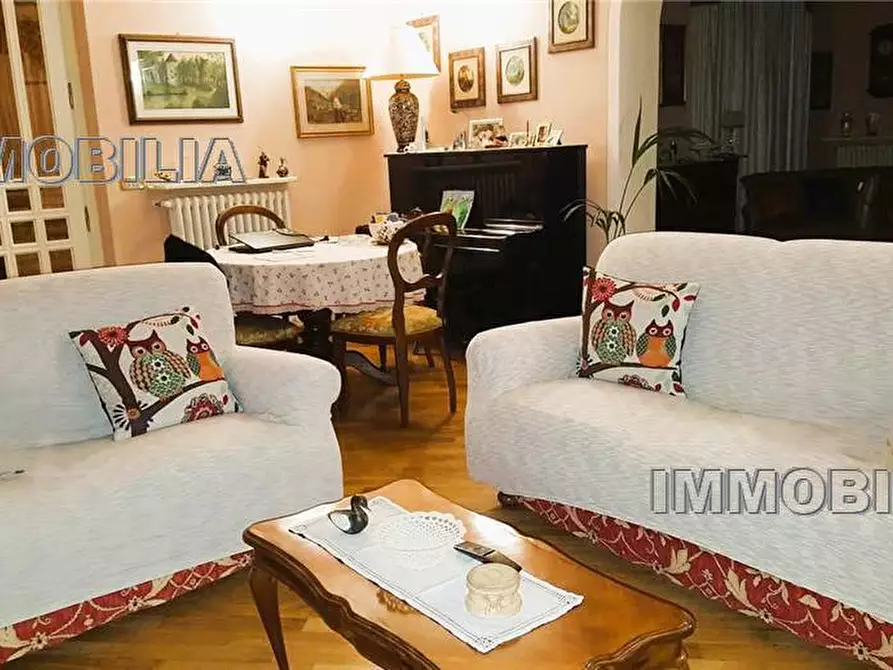Immagine 9 di Villa in vendita  a Monterchi
